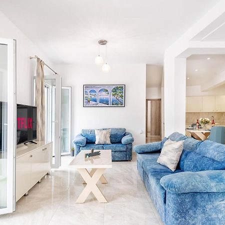 4You Luxury Apartments By Keyplanner Moraítika Eksteriør bilde
