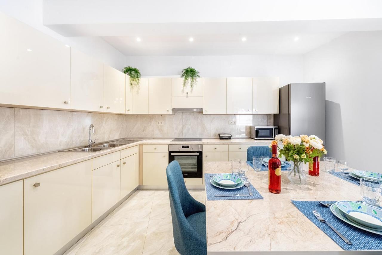 4You Luxury Apartments By Keyplanner Moraítika Eksteriør bilde