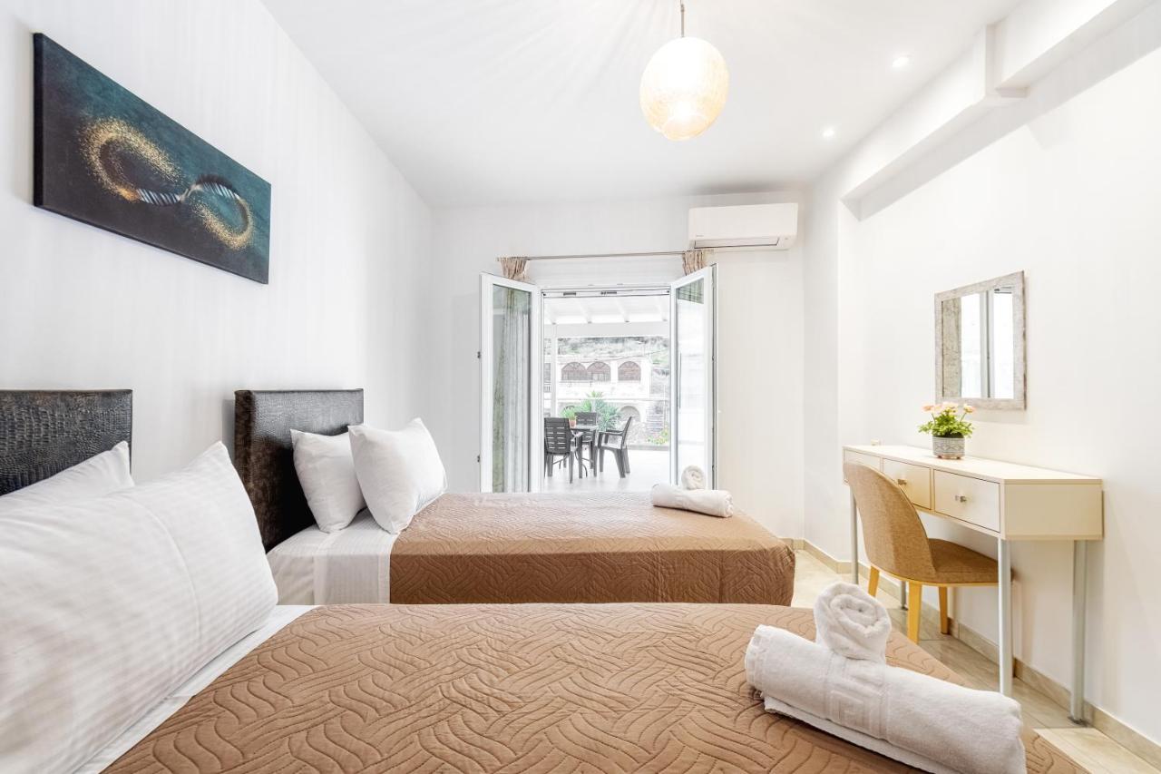 4You Luxury Apartments By Keyplanner Moraítika Eksteriør bilde