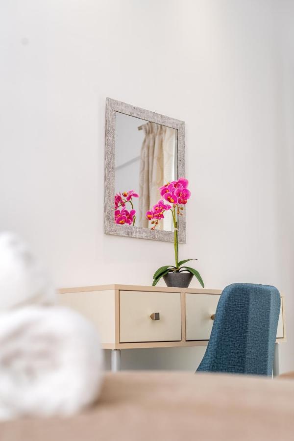 4You Luxury Apartments By Keyplanner Moraítika Eksteriør bilde