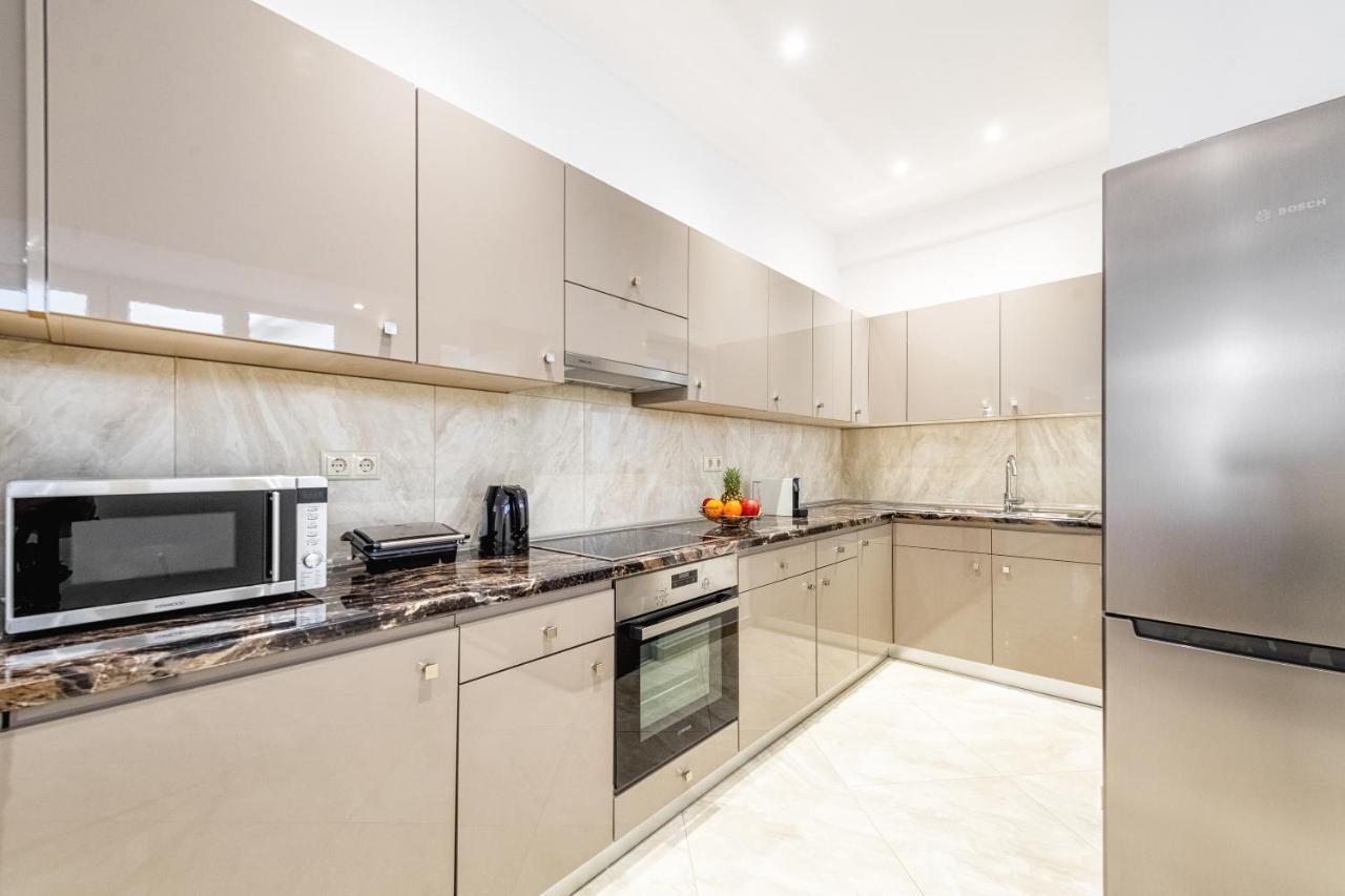 4You Luxury Apartments By Keyplanner Moraítika Eksteriør bilde